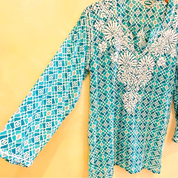 🪶3/$50 DOLMA Teal & White Mosaic Hand Embroidered L/S Blouse-L - Picture 4 of 16